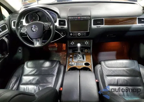 2015 Volkswagen Touareg V6 Tdi z USA, uszkodzony, nr VIN WVGEP9BP5FD007667